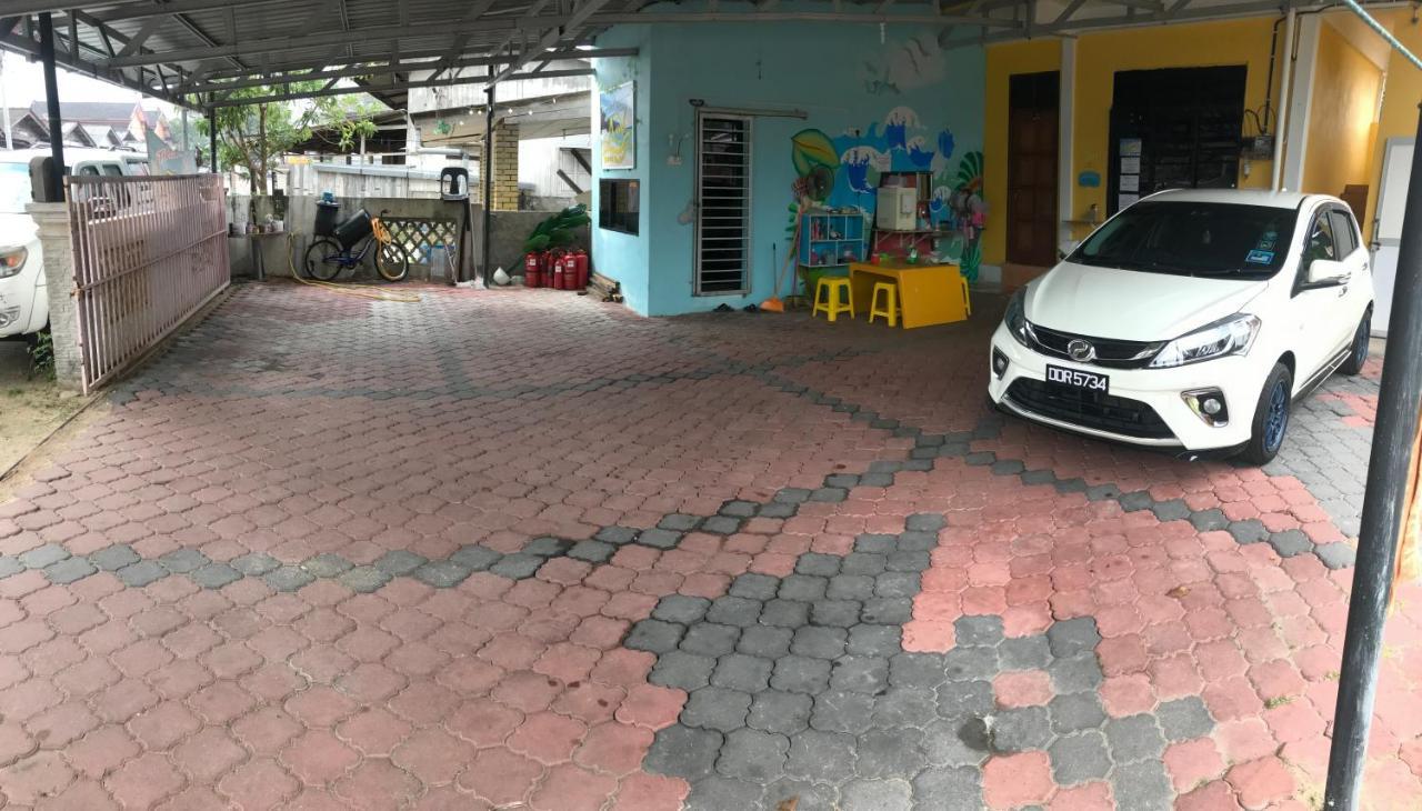 Rumah Hentian Ayah Kampung Kuala Besut Exterior foto
